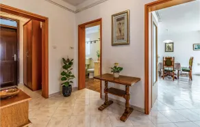 Beautiful Apartment In Labin - Image 2