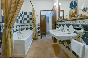 Villa Meraviglia - private villa ideal for large groups - Image 3