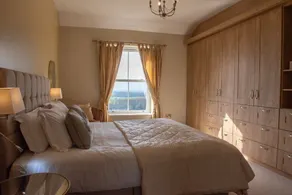 Luxury cottage with stunning views, hot tub and 2 dogs welcome - Image 5
