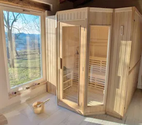 Holiday house with garden, pool, whirlpool, fitness & sauna - Image 5