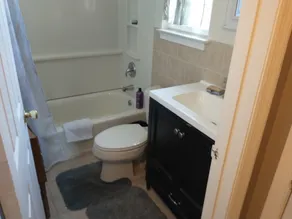 Cozy condo at the Raritan Bay / Jersey Shore --  Bus to NYC at corner - Image 3