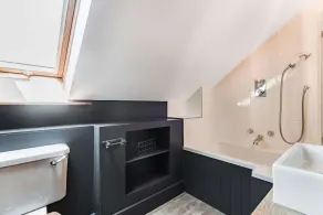 Stylish, dog friendly holiday home with a hot tub in the heart of the Cotswolds - The Stables - Image 5