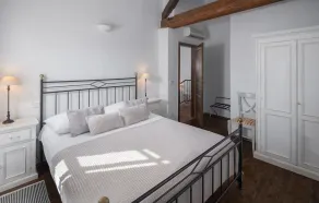 Luxurious Home In Visnjan - Image 3