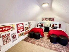 *Magnolia Masterpiece* | Family Gathering Place - Image 5