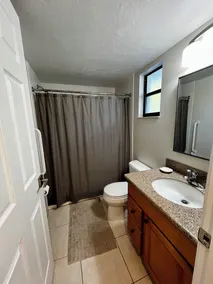 Location is everything! Clean and quaint condo in beautiful Park Shore Resort. - Image 5