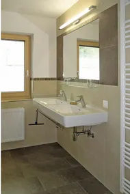 Cosy apartment for 4 people with WIFI, TV and balcony - Image 3