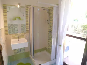 Zwei Doppelzimmer, 300 Meter vom Meer entfernt. Klimatisiert. Vorteilhafte Schiffspreise - Image 3