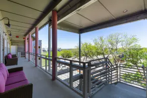 Boutique Hotel Folly Room 7: Deluxe Studio with a spacious deck and marsh views - Image 5