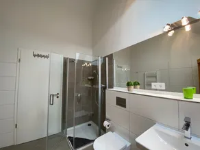 Holiday Apartment \"Reeders Topp by Seeblick Ferien\" with Harbour View - Image 4
