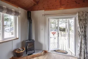 Peaceful, relaxing  lodge for 2 set in countryside - Image 2