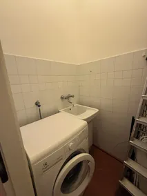 80 kvm, alla renoverade, wifi fiber, centralstation, tunnelbana några minuter - Image 5