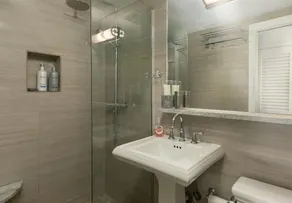 * Récemment rénové * Luxury Beachfront / Ocean Views / Great Pool / Walk to Attractions - Image 3
