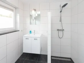 Quaint Apartment in Schoorl near Tennis Court - Image 3