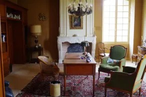 Château Privé Avec Grand Parc, Foret et Piscine - Image 2
