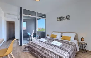 Preciosa casa en Pula - Image 2