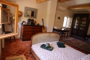 BASTIDE in the HEART of the Provencal valley - Image 4