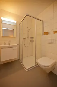 Herrliche Ferienwohnung mitten in Davos mit Zugang zu Sauna und Pool - Image 3