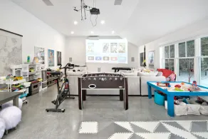 Modern Luxury Farmhouse - Seasonal / Monthly rental only - Image 2