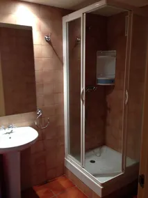 Appartement à 200m de la mer avec piscine, idéal pour les amateurs de détente et de sport - Image 3