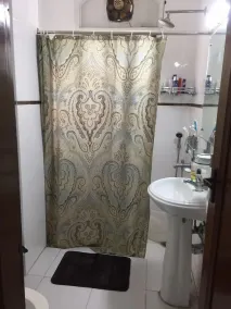 Beautiful flat in Hauz Khas  close to important land marks in NewDelhi - Image 3