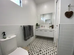 Tea Tree Cottage - Heart of Port Elliot - Image 2