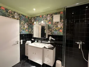 Hof Eckhorst, Apartment Black and White - Image 4