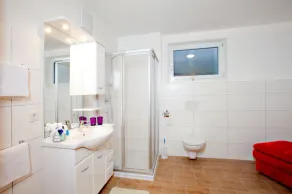 En semesterupplevelse mitt i bergen och vattenfallen! Njut av naturen! - Image 2