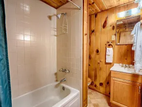 Morning Glory Cabin in Greer - Image 3
