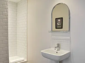 3 bedroom accommodation in Richmond - Image 5