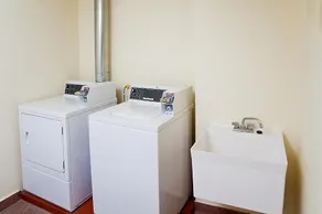 Relaxing Suite Stay Near the Beach! Kitchen, Free Parking, Onsite Pool, & Gym! - Image 4