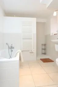 Spacious, comfortable 8-person gîte. - Image 2