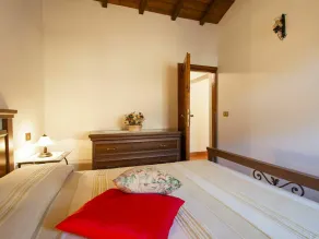 Dejlig lejlighed i villa for 6 gæster med WIFI, pool, TV, gårdhave og kæledyr tilladt - Image 3