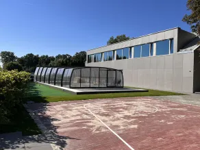 LedowoHouse Vintage 15 Private Golf Pool - Image 3