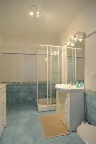 Appartamento al piano terra in casa - Image 2