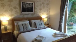 Water Meadows Cottage in Dorset's Area of Outstanding Natural Beauty - Image 4