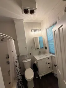 Historic downtown flat - Image 5