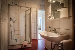 Villa Louisental - Gruppenunterkunft für Selbstversorger - Image 3
