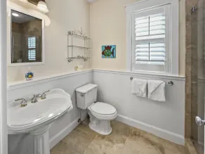 Mare e Sole l Steps to the Beach l South of 30A l Beachfront Pool l 2 Bikes included - Image 2