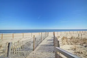 Great Condo in North Bethany, steps from the Beach! - Image 3