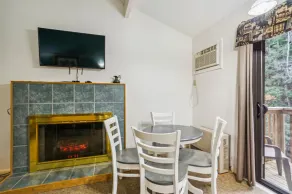Cedarbrook Deluxe Two Bedroom Suite 1st floor w/outdoor heated pool 19110 - Image 2