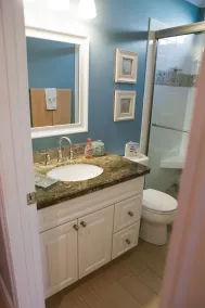Completely Remodeled Beach Bungalow!  Everything you could ask for! - Image 4