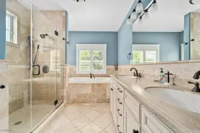 5-bedroom vacation home just a short walk to Cape May Beach - Image 4