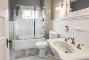 Lovely  2 Bdrm Apartment on Bidwell Pkwy off Elmwood - 2nd Floor - Image 3