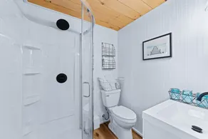 Charming Renovated  Cabin with a Cottage vibe.  Thus \"The Cabbage\"  - Image 2