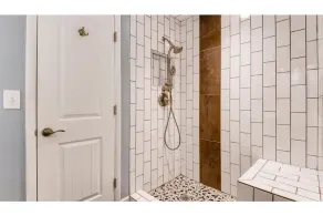 Mid-Century 3 Bdr Lakewood Home Mountain Access! - Image 3