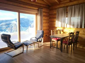Chalet Klippitz Star, 1600m log cabin in the ski area, panoramic view - Image 5
