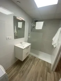 Apartment La Petxina B - Image 3