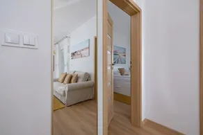 Modern Apartment for 6 People | Parking, Garden with a Terrace, Bicycles - Image 4