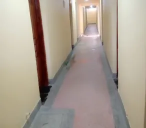 Ropaka Hotel - Image 4