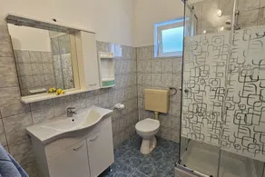 TANJA 1 - 1 bedroom apartment, 200m from the beach in Slatine - Image 3